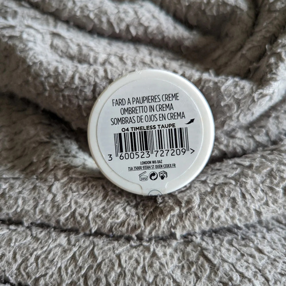 L'Oreal Paris  age perfect cream eyeshadow - Picture 5 of 6